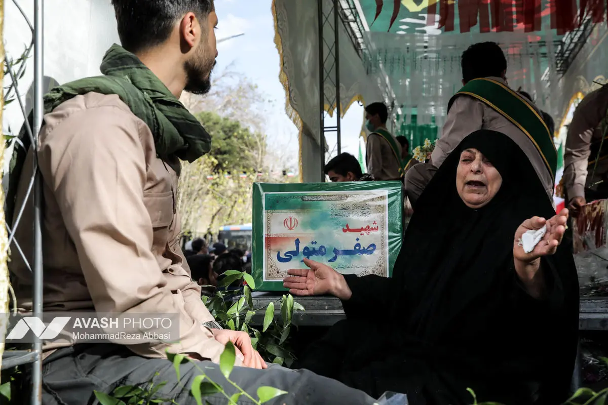 مراسم تشییع پیکر شهدای جنایات اخیر صهیونی - آمریکایی _۱