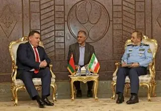 وزیر دفاع: ایران از گسترش همکاری‌های دفاعی با بلاروس استقبال می‌کند