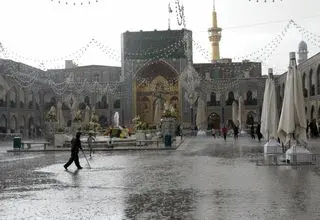 طوفان شدید در حرم امام رضا(ع)/ ببینید