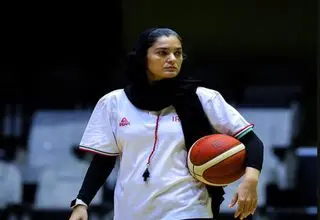 چهار مدعی قهرمانی بسکتبال بانوان با برد شروع کردند