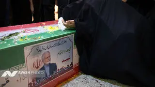 مراسم خاکسپاری پیکر شهید کمال خرازی