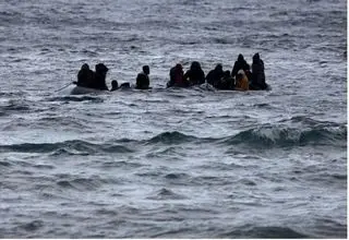 کشتی مهاجران غرق شد