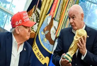 پشت پرده رابطه جنجالی ترامپ و رئیس فیفا؛ از نوبل تا جام جهانی