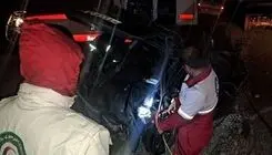 مرگ دلخراش 3 نفر در تصادف پراید با دو تریلی