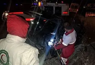 مرگ دلخراش 3 نفر در تصادف پراید با دو تریلی