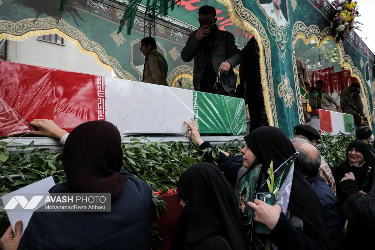 مراسم تشییع پیکر شهدای جنایات اخیر صهیونی - آمریکایی _۱