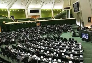 جمعی از نمایندگان بابت انفجار بندر شهید رجایی تسلیت گفتند