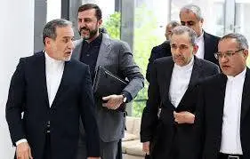در پیچ وخم دیپلماسی