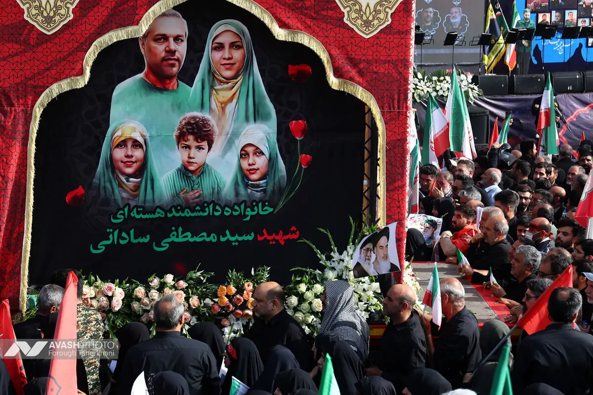 مراسم تشييع پيکر مطهر تعدادي از سرداران و فرماندهان، دانشمندان هسته‌اي