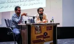 بازگرداندن تماشاگران به فضای فیلم‌های اجتماعی کار دشواری بود