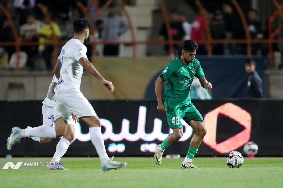 لیگ برتر فوتبال - شمس‌آذر و استقلال