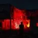 مداحی سوزناک حسین فخری در جوار قتلگاه دانش‌آموزان میناب/ ببینید