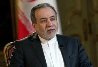 پیام تبریک عراقچی به پاپ «لئون چهاردهم» رهبر جدید کاتولیک‌های جهان 