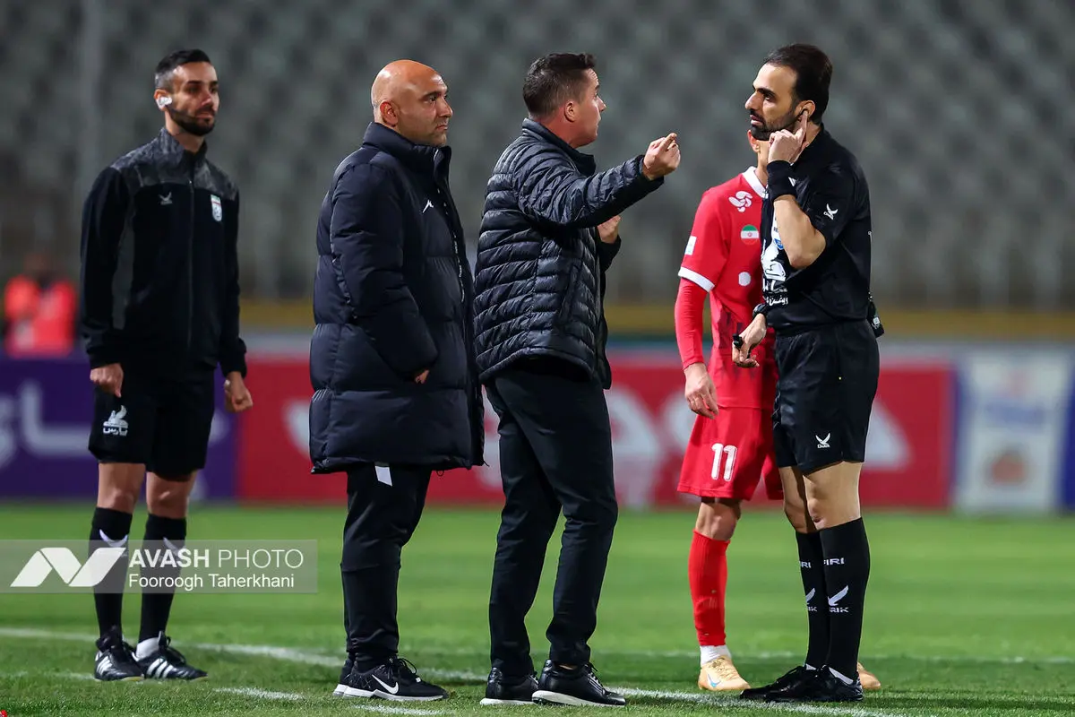 لیگ برتر فوتبال - پیکان و پرسپولیس