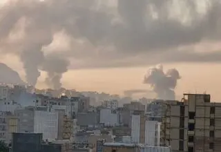 فوری؛ تصاویری از آتش سوزی بزرگ در غرب تهران 