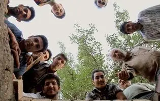 از محبوبیت ظریف و روحانی در یک روستا تا میدان توپخانه در گذر تاریخ