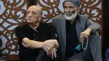 اصغر سمسارزاده و مهران غفوریان در مراسم یادبود اکبر عبدی/ فیلم