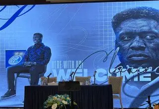 اکران شوی تبلیغاتی مدیران استقلال با سیدورف