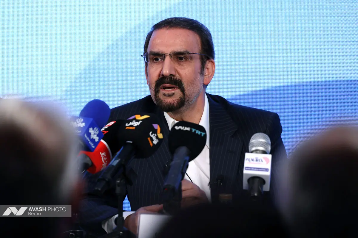 نشست بررسی «روایت و تحلیل ایرانی از تاریخ تحولات روسیه»