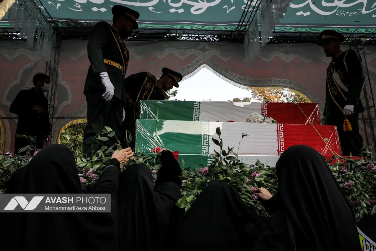 مراسم تشییع پیکرهای ۱۰۰ شهید گمنام - تهران