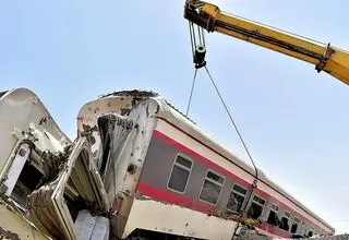 حدود نیمی از لوکوموتیوهای کشور زمین‌گیر هستند