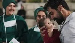 اولین اکران فیلم سینمایی «نیم‌شب» در میان تجمعات مردمی میدان ولیعصر