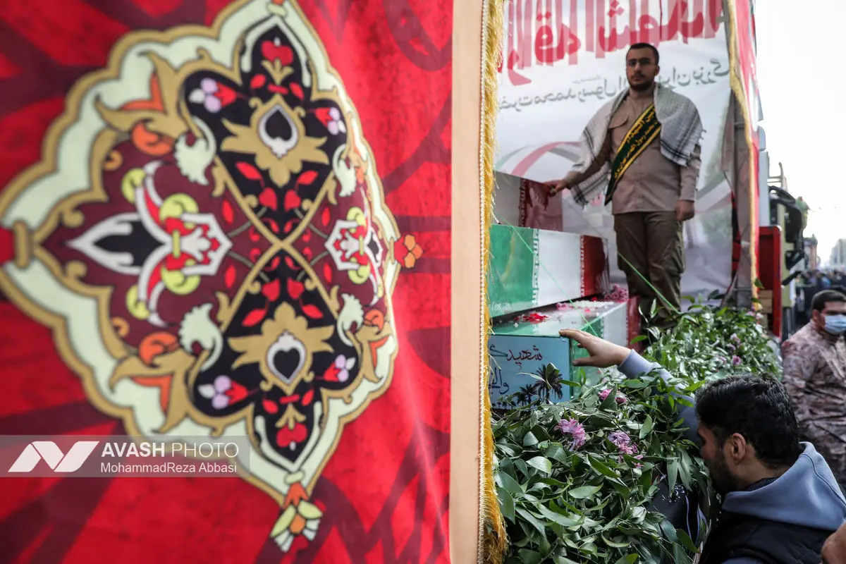 مراسم تشییع پیکرهای ۱۰۰ شهید گمنام - تهران