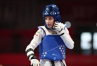 اظهارات متناقض مبینا نعمت‌زاده