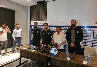 قلعه‌نویی: نتایج تیم افغانستان را پیگیری کردیم
