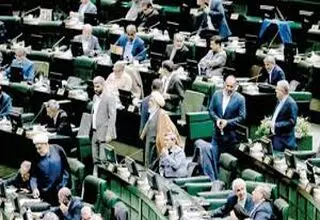میدانی برای سیاست هیجانی 