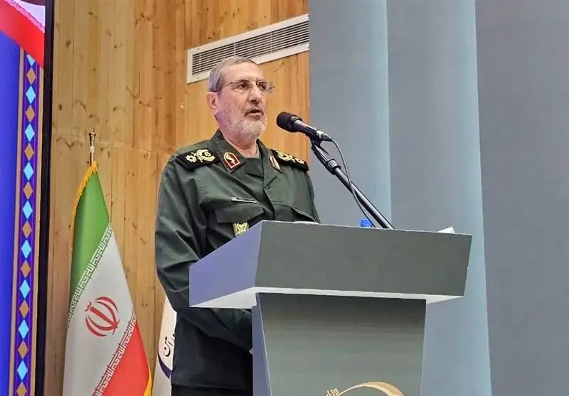 سردار ذوالقدر: دشمن می‌خواهد مردم را نسبت به آینده بدبین کند