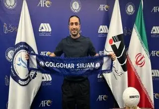 مدافع سپاهان به گل‌گهر پیوست