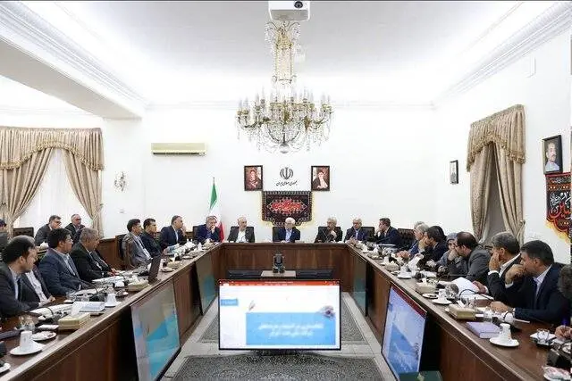 منابع برنامه هفتم ظرف چهار ماه تأمین شود