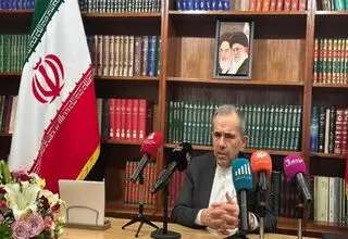 تخت روانچی با مقامات ارمنستان رایزنی کرد