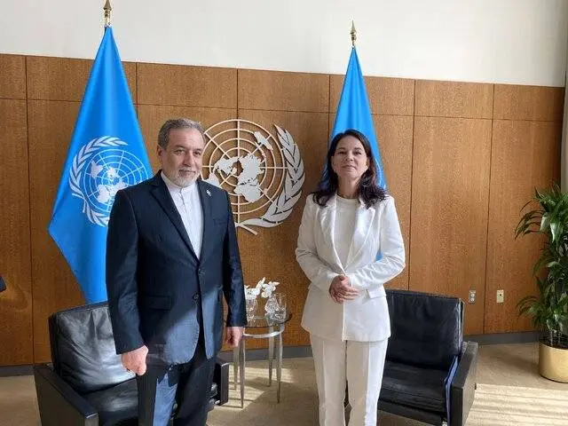 هشداری جدی عراقچی درباره فعال شدن مکانیسم ماشه