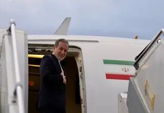بازگشت وزیر امور خارجه به تهران