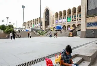  پویش «ایران‌خوانی» در نمایشگاه کتاب تهران آغاز شد