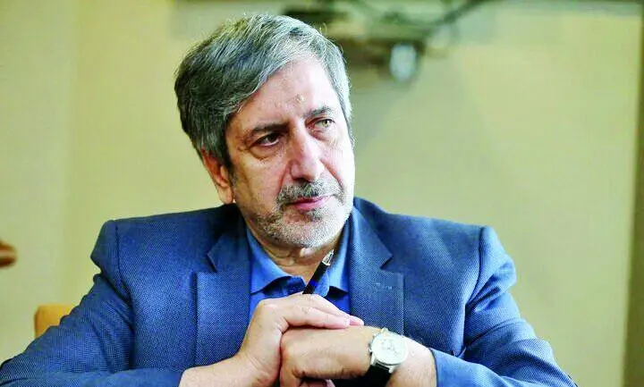 تندروها برای رانت‌خواران و کسانی‌که از ناملایمات سود می‌برند، حاشیه امن ایجاد می‌کنند