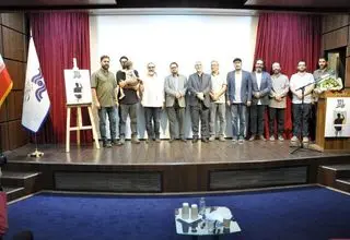 «من بلاگر نیستم» رونمایی شد