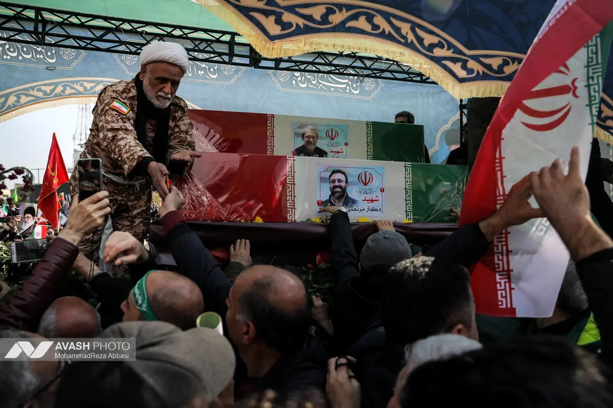 مراسم تشییع «علی لاریجانی»، «غلامرضا سلیمانی» و قهرمانان «ناو دنا»