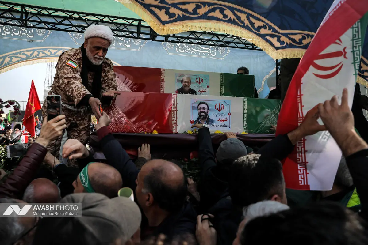 مراسم تشییع «علی لاریجانی»، «غلامرضا سلیمانی» و قهرمانان «ناو دنا»