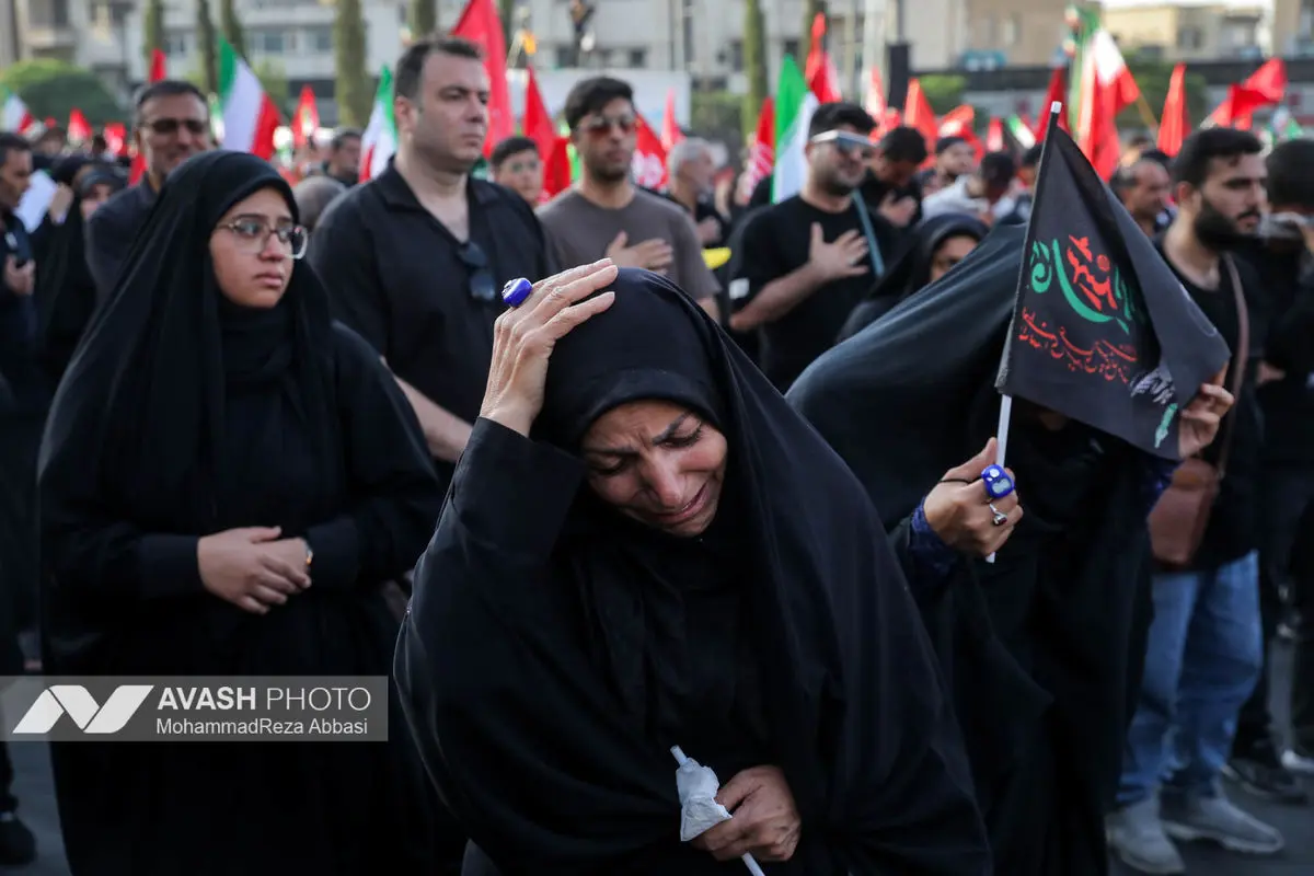 مراسم تشییع پیکر مطهر رهبر شهید انقلاب در تهران - ۲