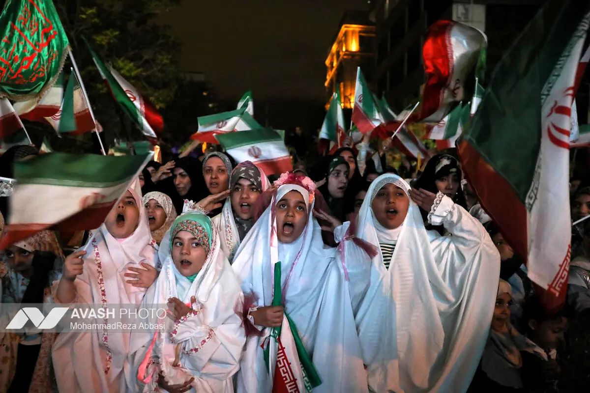 اجتماع دختران کشور دوست