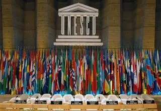 ۲۷ نگین ایران در ویترین یونسکو