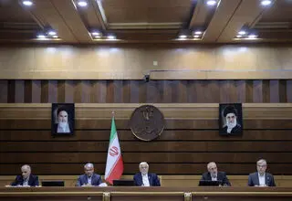 جامعه در پرداخت مالیات نباید احساس کند که مورد ظلم واقع شده است
