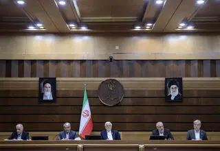 جامعه در پرداخت مالیات نباید احساس کند که مورد ظلم واقع شده است