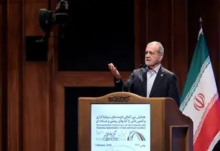 پزشکیان: هیچ کشوری از جنگ، خیر نمی‌برد/ با همه کشورهای همسایه احساس برادری می‌کنم