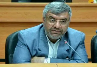 بامری: باید سرمایه‌گذاری را به سمت تولید هدایت کنیم
