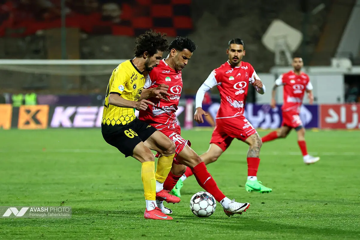 لیگ برتر فوتبال - پرسپولیس و سپاهان