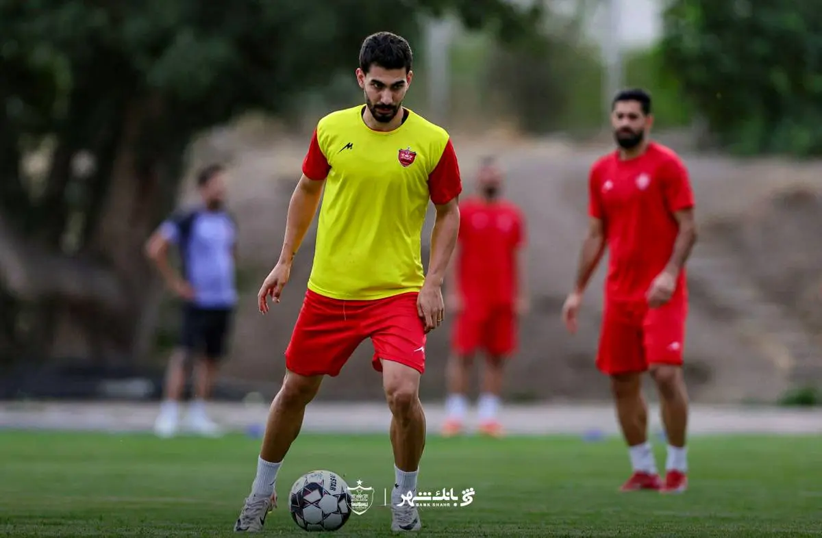 شماره پیراهن ستاره پرسپولیس؛ سال تولد همسرش!